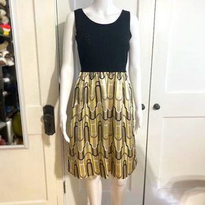 Scarlett Midi Dress with Black Knit Bodice and Satin Retro Print Skirt - Size 10